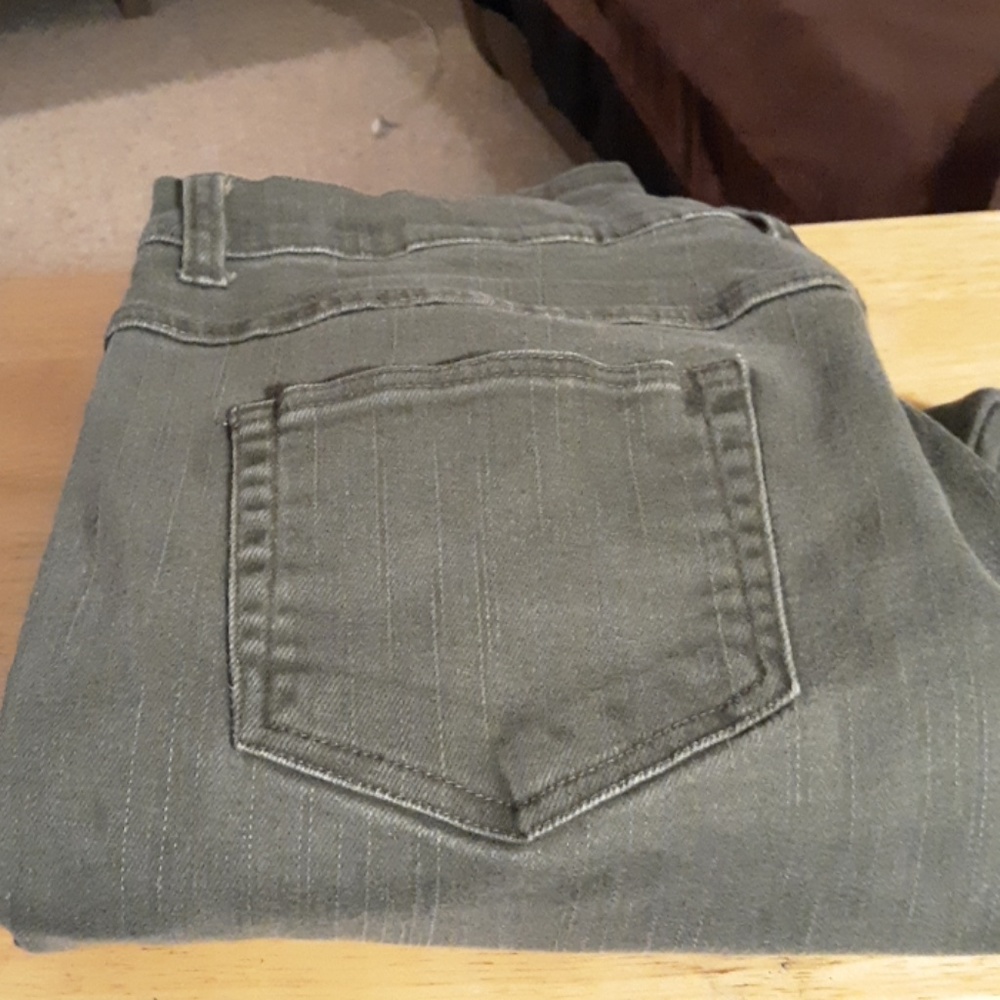 Jeans - Picture 4 of 4